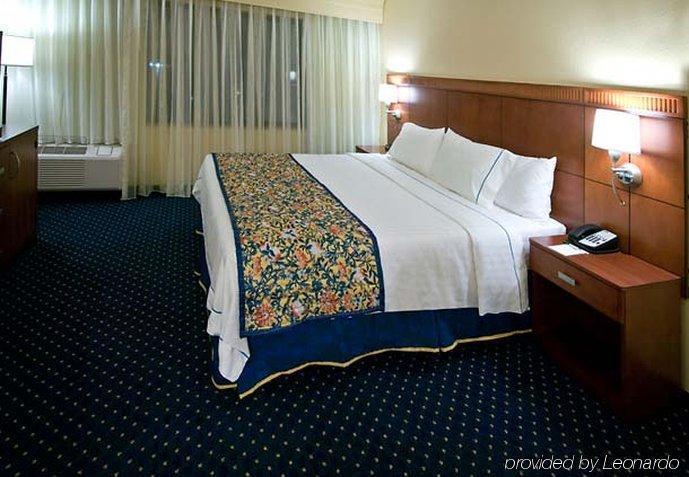 Courtyard by Marriott Birmingham Trussville Rum bild